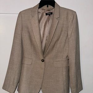 DKNY Women’s blazer set